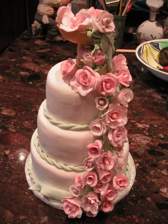 Sugar Roses & Challice Fondant Wedding Cake