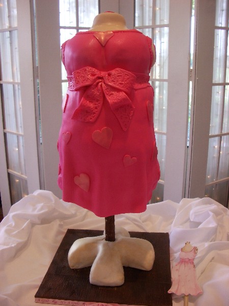 Mommy-to-be cake